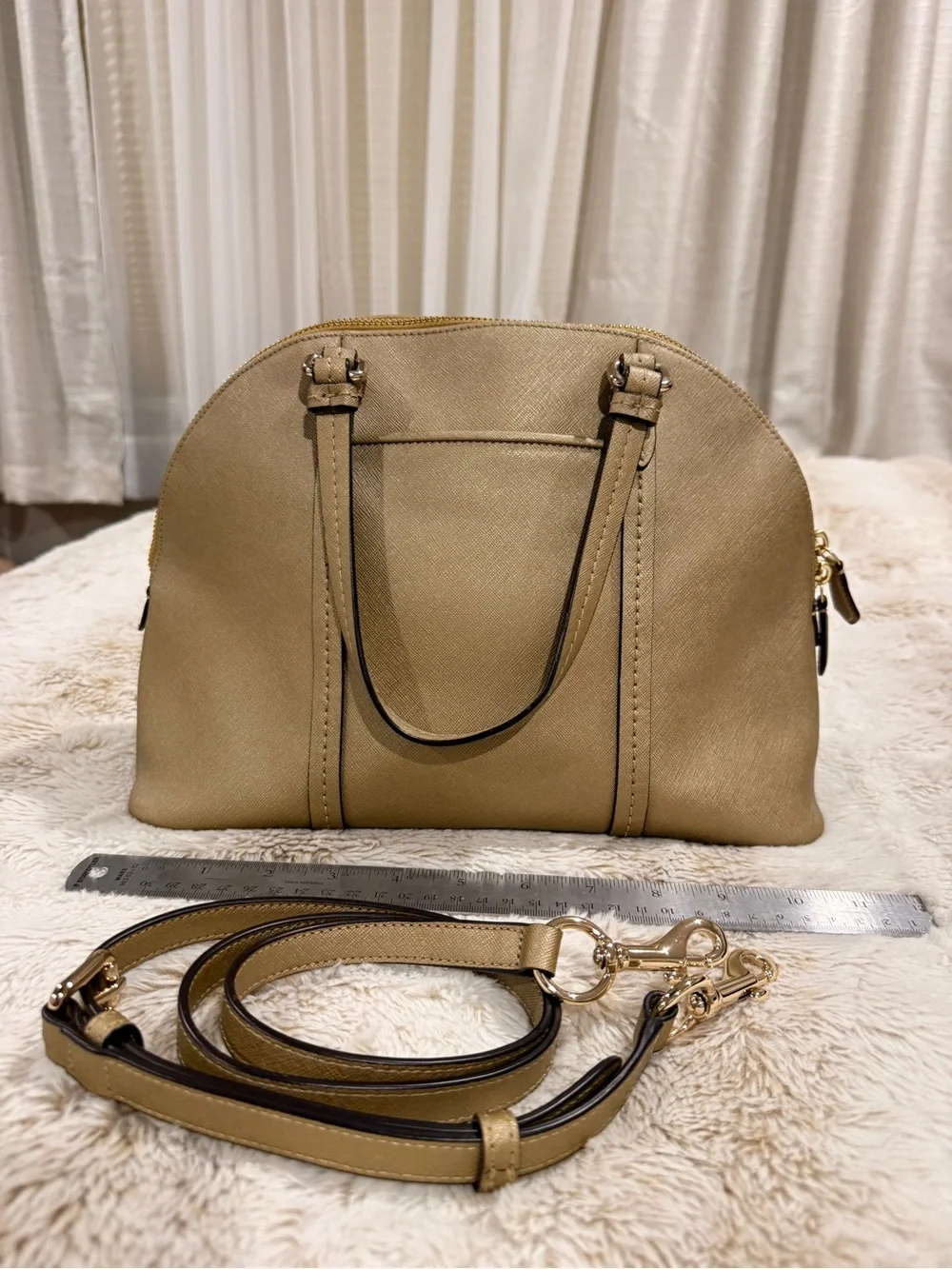 Coach beautiful structured
